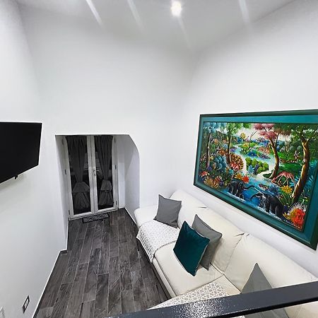나폴리 Arco Dei Borboni B&B 외부 사진