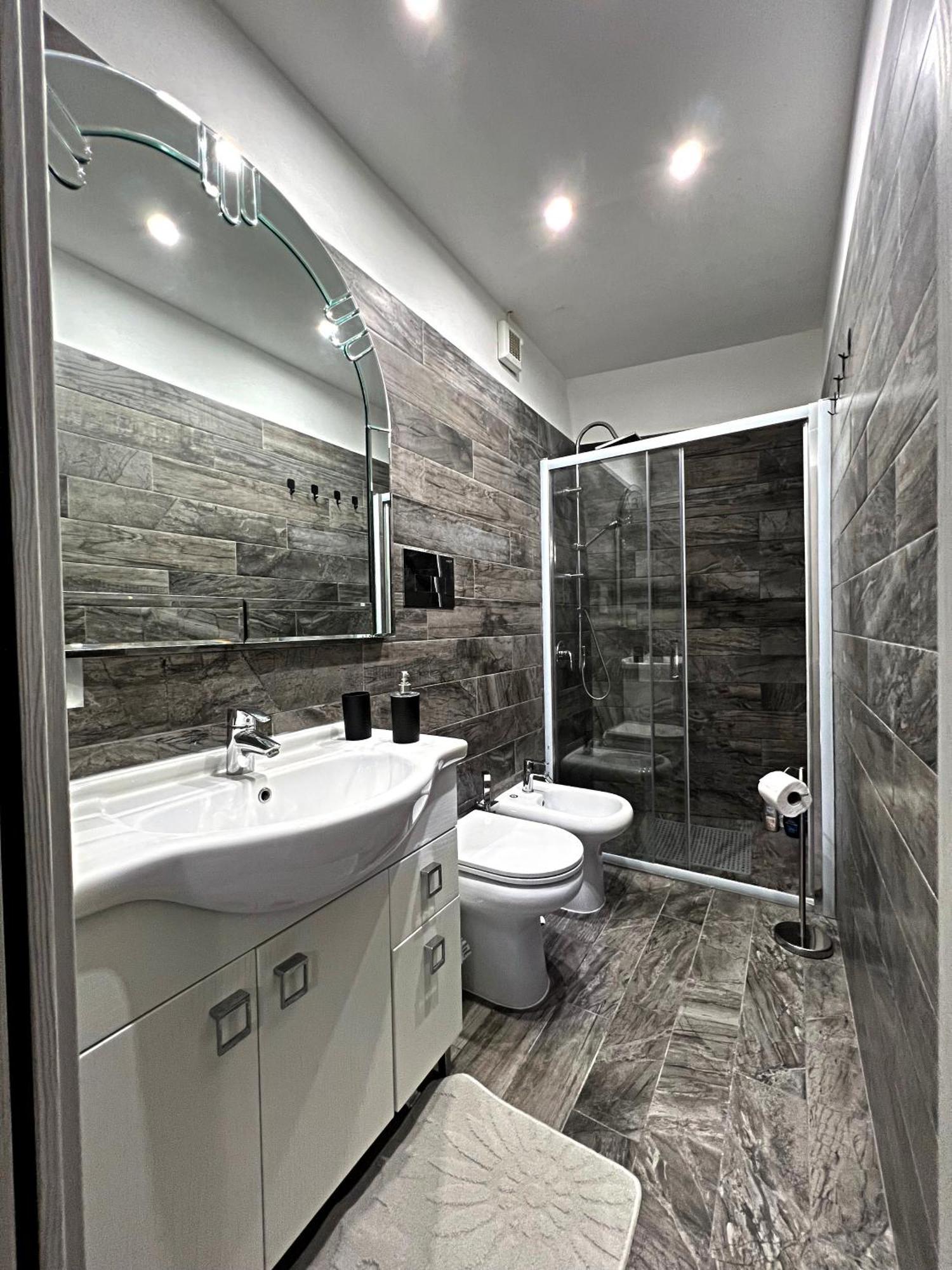 나폴리 Arco Dei Borboni B&B 외부 사진